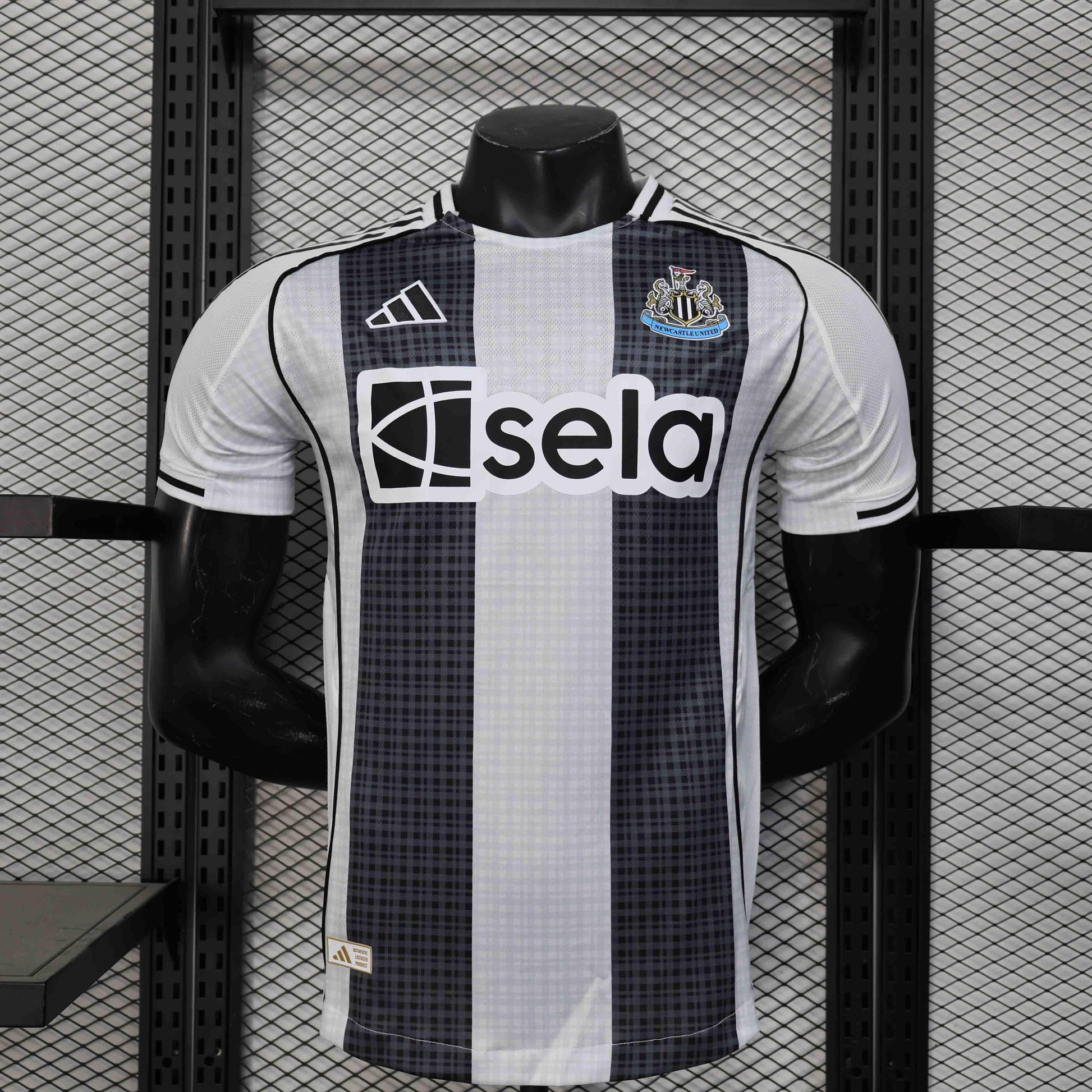 Trikot Neucastle 2025-26