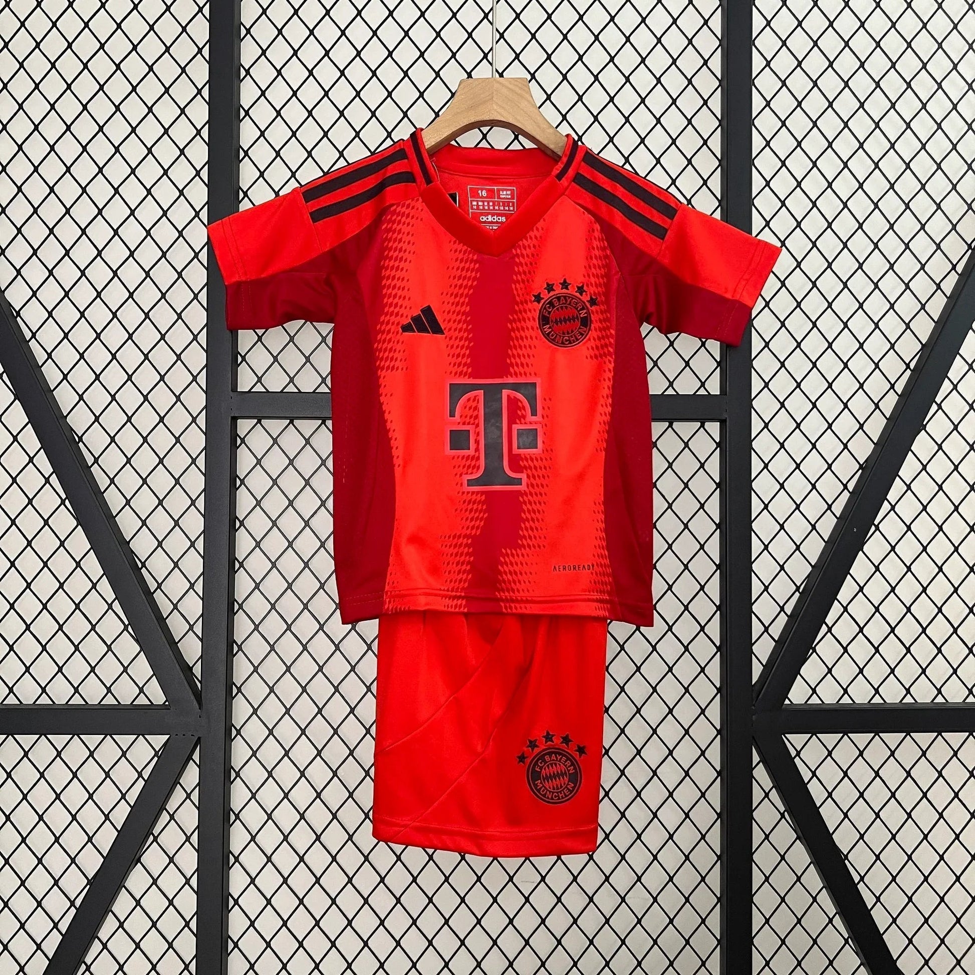 Kinder-Set Bayern München 2024-25