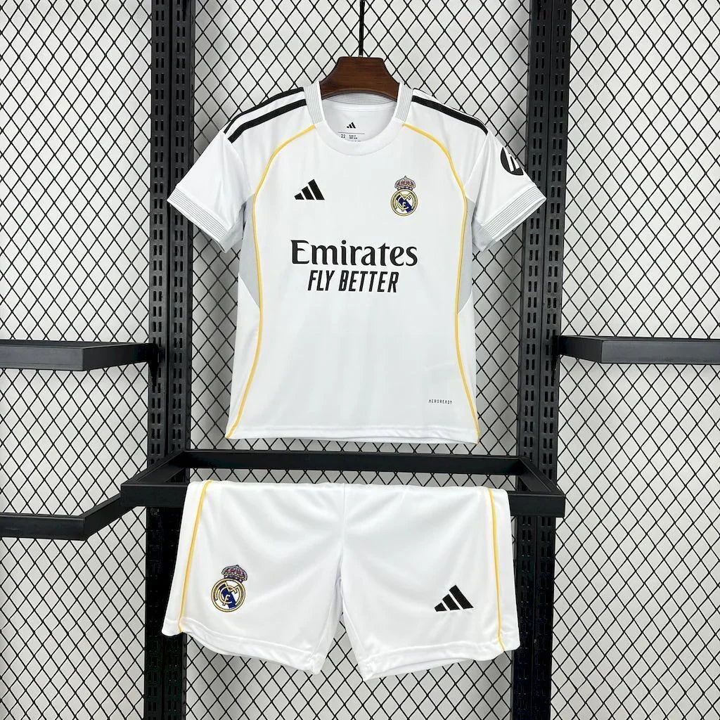 Kinder-Set Real Madrid 2025-26