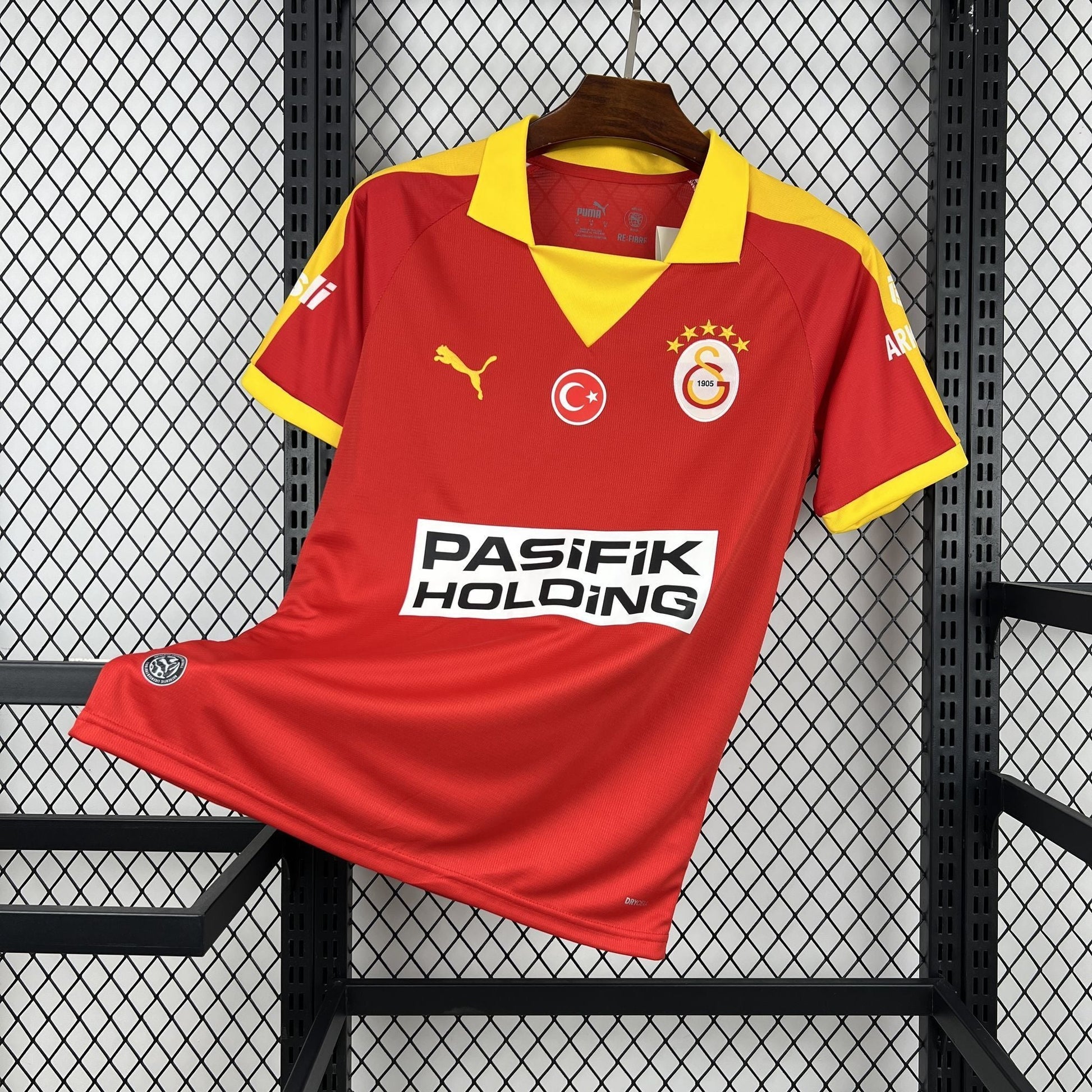 Trikot Galatasaray Concept 2026-27