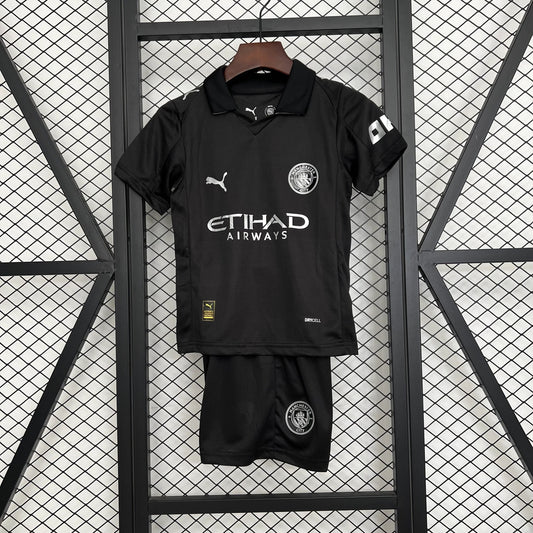 Kinder-Set Manchester City 2025-26