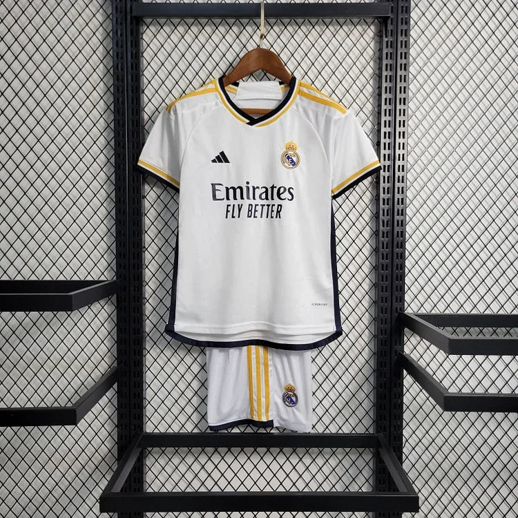 KINDER-SET REAL MADRID 2023/24