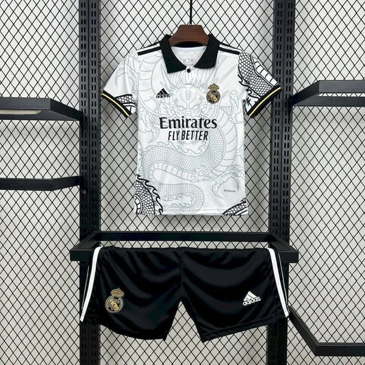 Kinder-Set Real Madrid Concept 2022-23