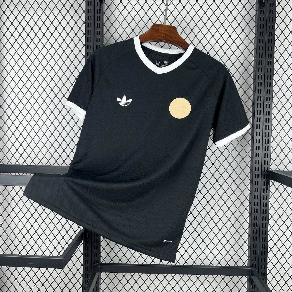Trikot Ajax Concept 2025-26