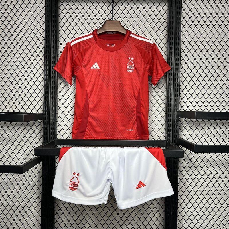 Kinder-Set Nottingham Forest 2024-25